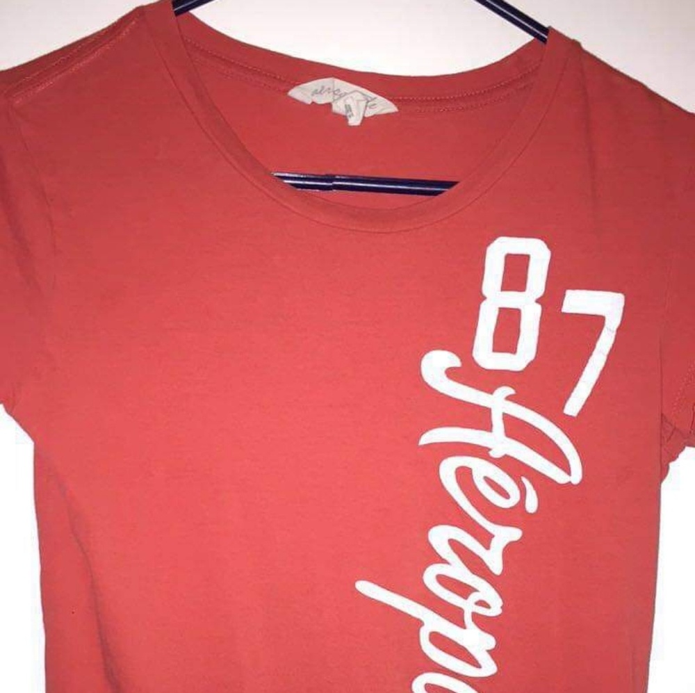 Aeropostale size Large shirt
